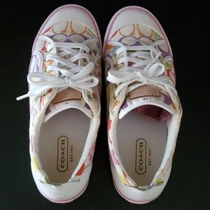 Women's coach low cut tennis shoes